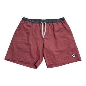 Vuori Kore Shorts Men's XXL 7.5" Inseam Red Gray